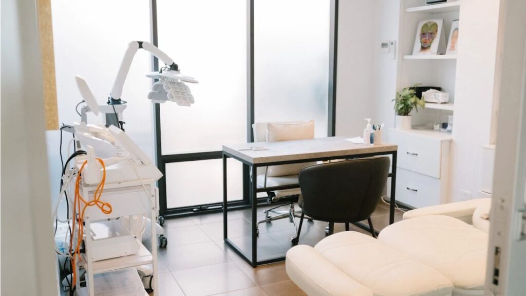 9 Best Chemical Peels in South Australia to Enhance Beauty 2 chemical peels in south australia, acm clinic (advanced cosmetic medicine) – cosmo peel for skin rejuvenation