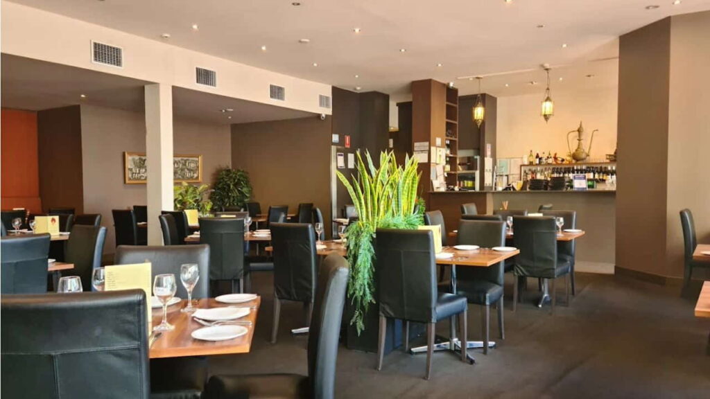 indian restaurant halal in act, taj agra dickson, long standing halal indian