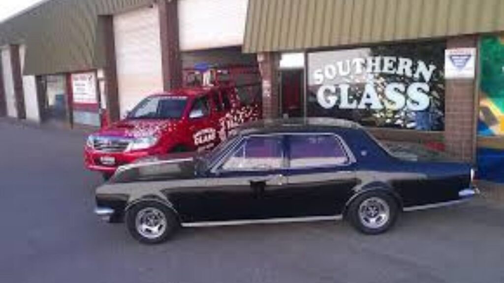 9 Best Places for Glass Window Repair in South Australia 7 southern glass and glazing 24 hour emergency repairs in southern suburbs