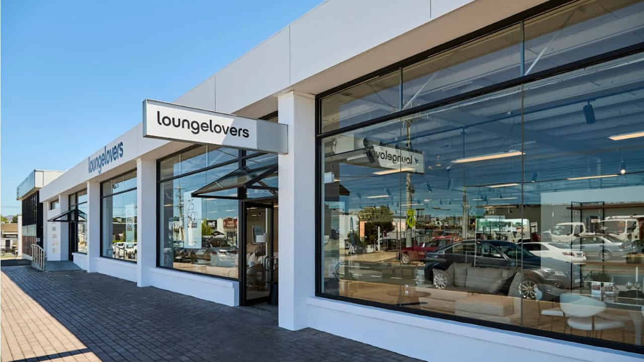 furniture outlets in act, lounge life, custom sofas with fast turnaround